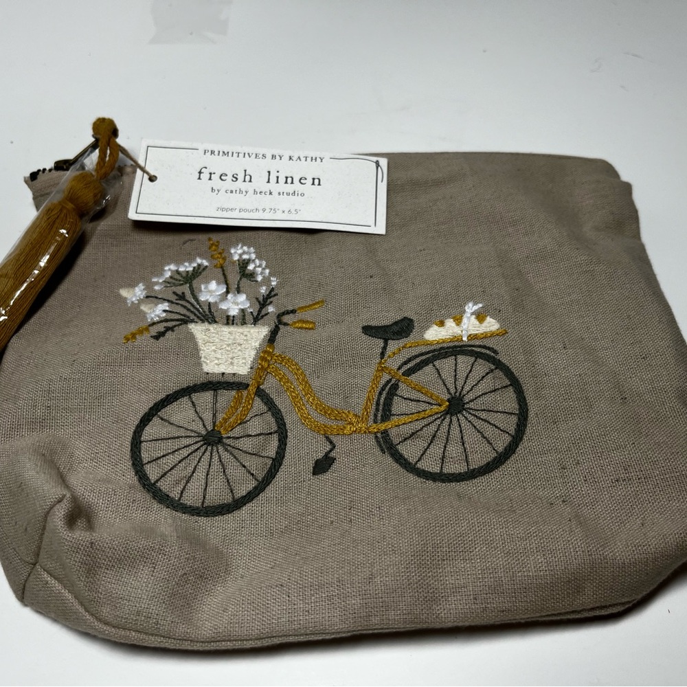 Primitive by Kathy Zippered Pouch